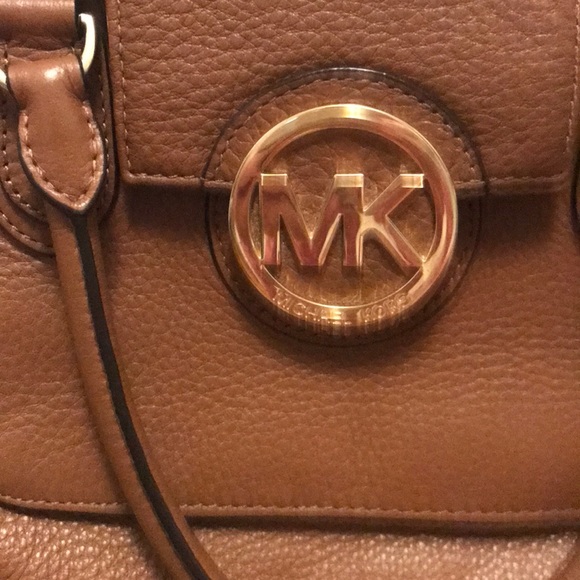 Like New Large Michael Kors Margo Leather Bag Tan - Picture 3 of 8